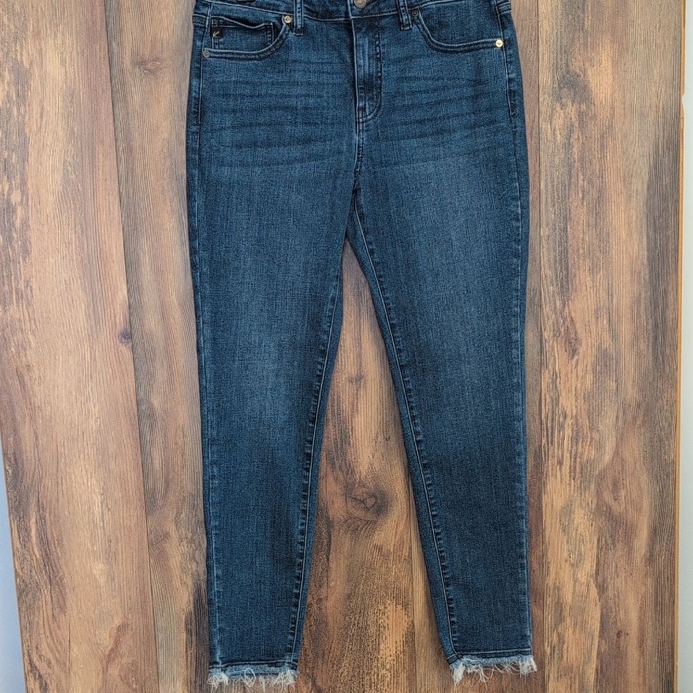 KanCan Dark Blue Ankle Crop Jeans 11/29 C167